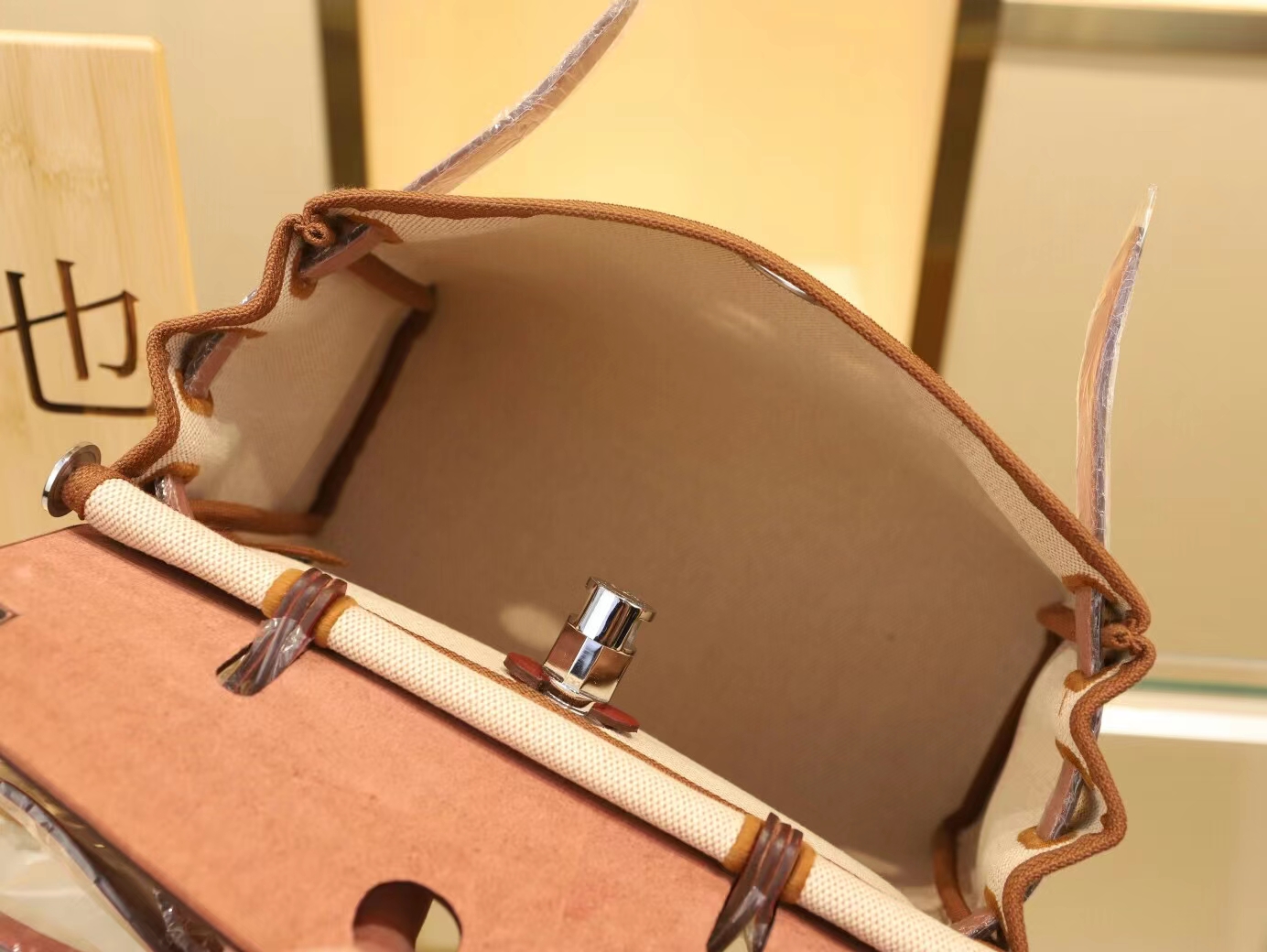 Hermes Herbag 31cm 爱马仕金棕拼酒红帆布拼牛皮手提女包 银扣