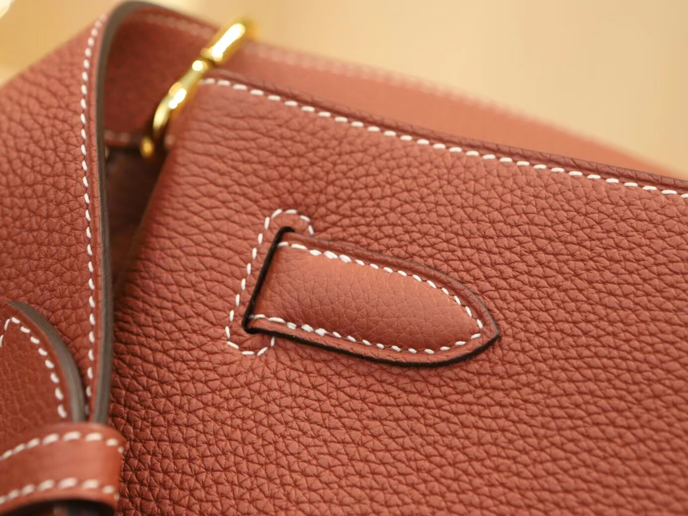 Hermes Sokelly22CM 爱马仕4E枫叶棕Togo荔枝纹牛皮单肩斜挎包 金扣