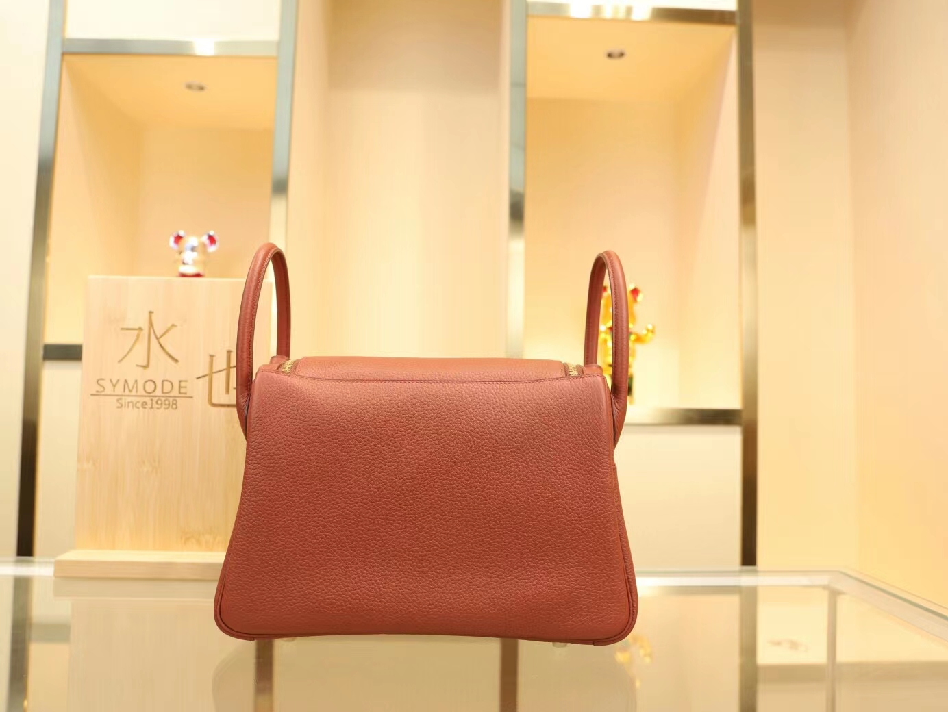 爱马仕琳迪包价格 Hermes Lindy30CM 6c古铜金TC牛皮单肩包 金扣