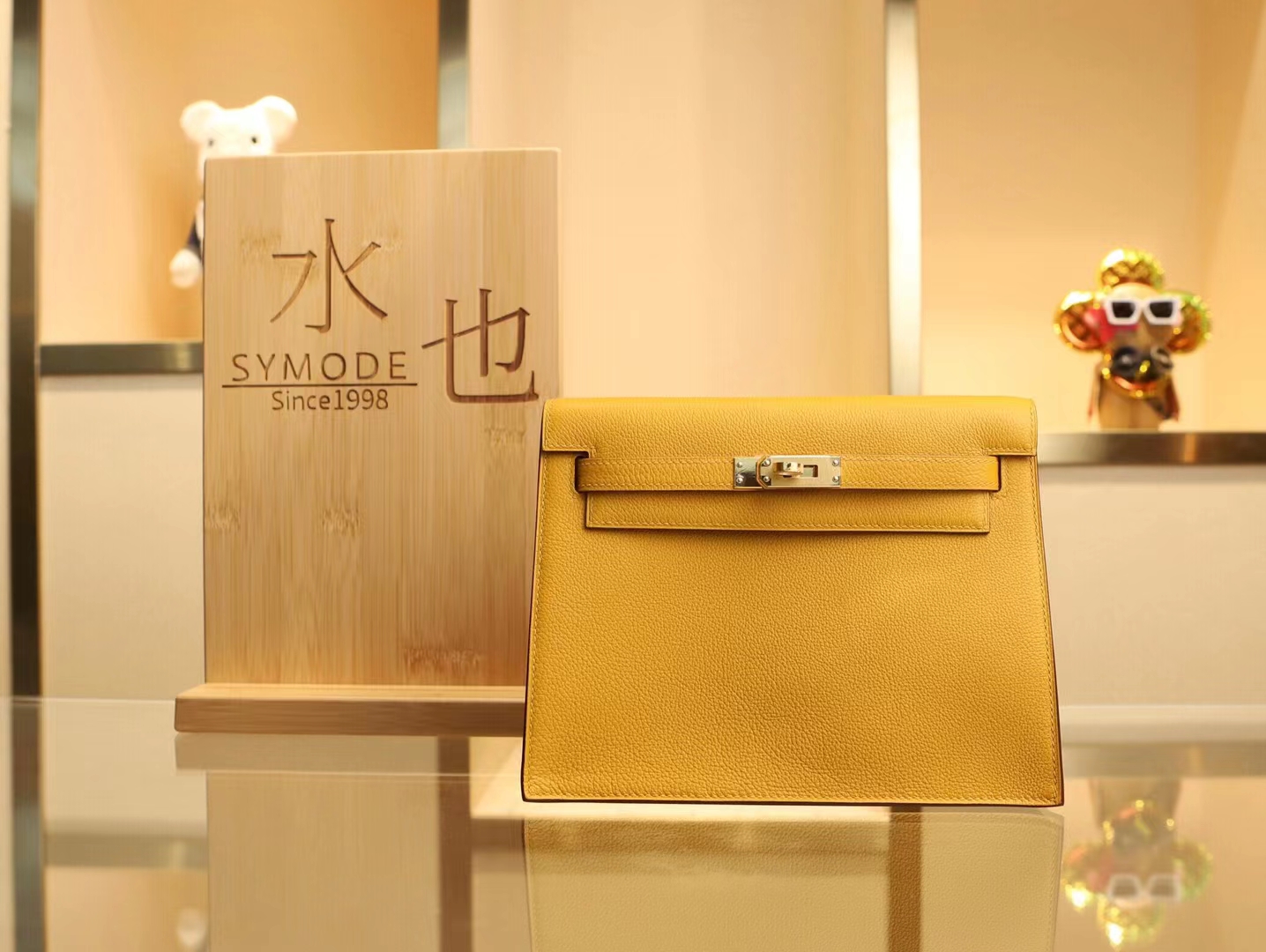 爱马仕包包官网 Hermes 9D琥珀黄Evercolor皮跳舞包Kelly Danse22CM