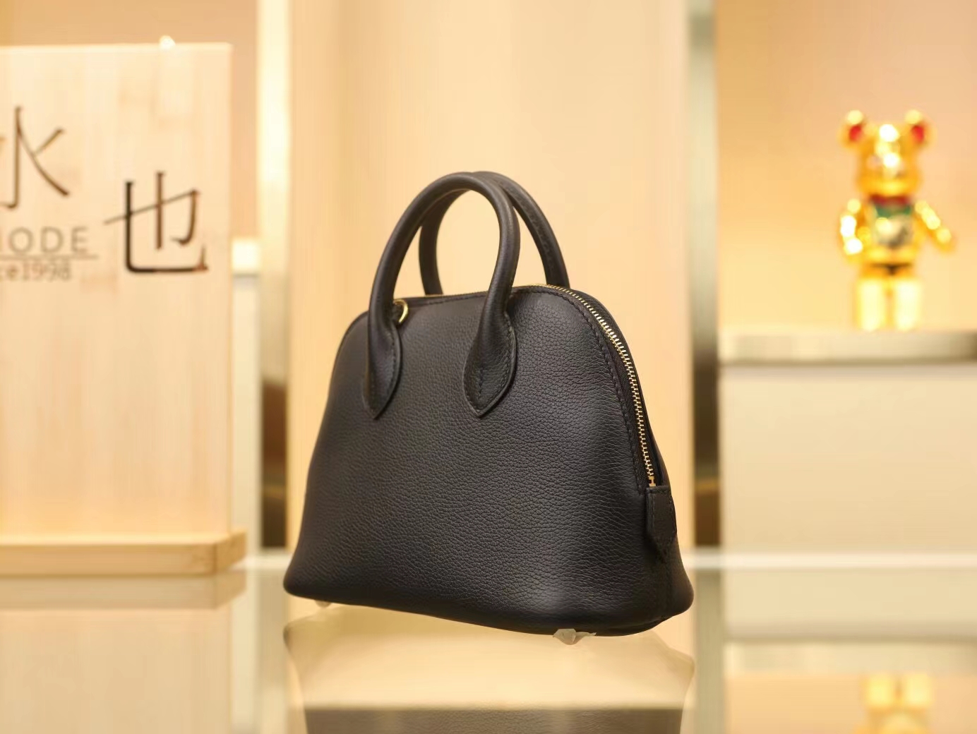 Hermes女包货源 爱马仕黑色Evercolor皮保龄球包Bolide mini18CM 金扣