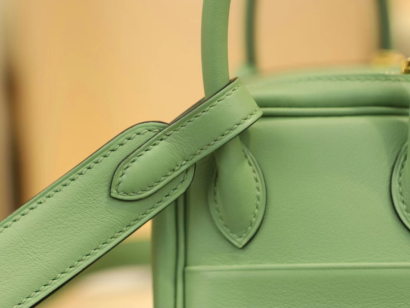 爱马仕迷你琳迪包 Hermes 3i牛油果绿Swift牛皮Mini Lindy19CM 金扣