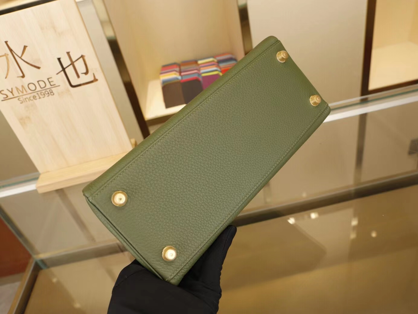 Hermes爱马仕V6军绿色canopeeTogo荔枝纹牛皮凯莉包Kelly28CM 金