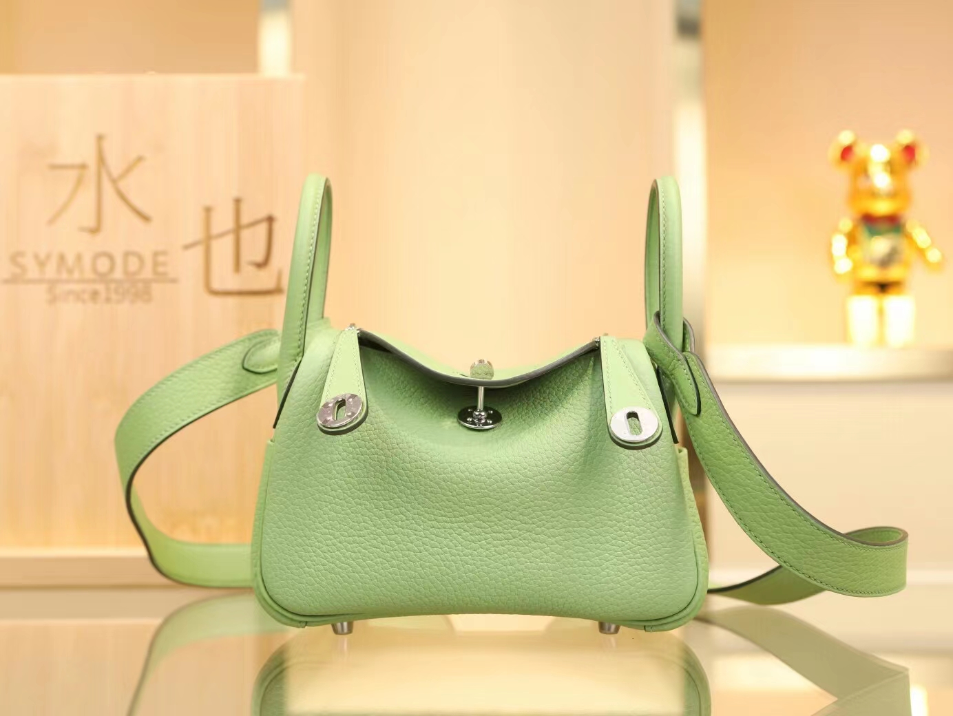 爱马仕女包价格 Hermes Mini Lindy19CM 3i牛油果绿TC皮迷你琳迪包