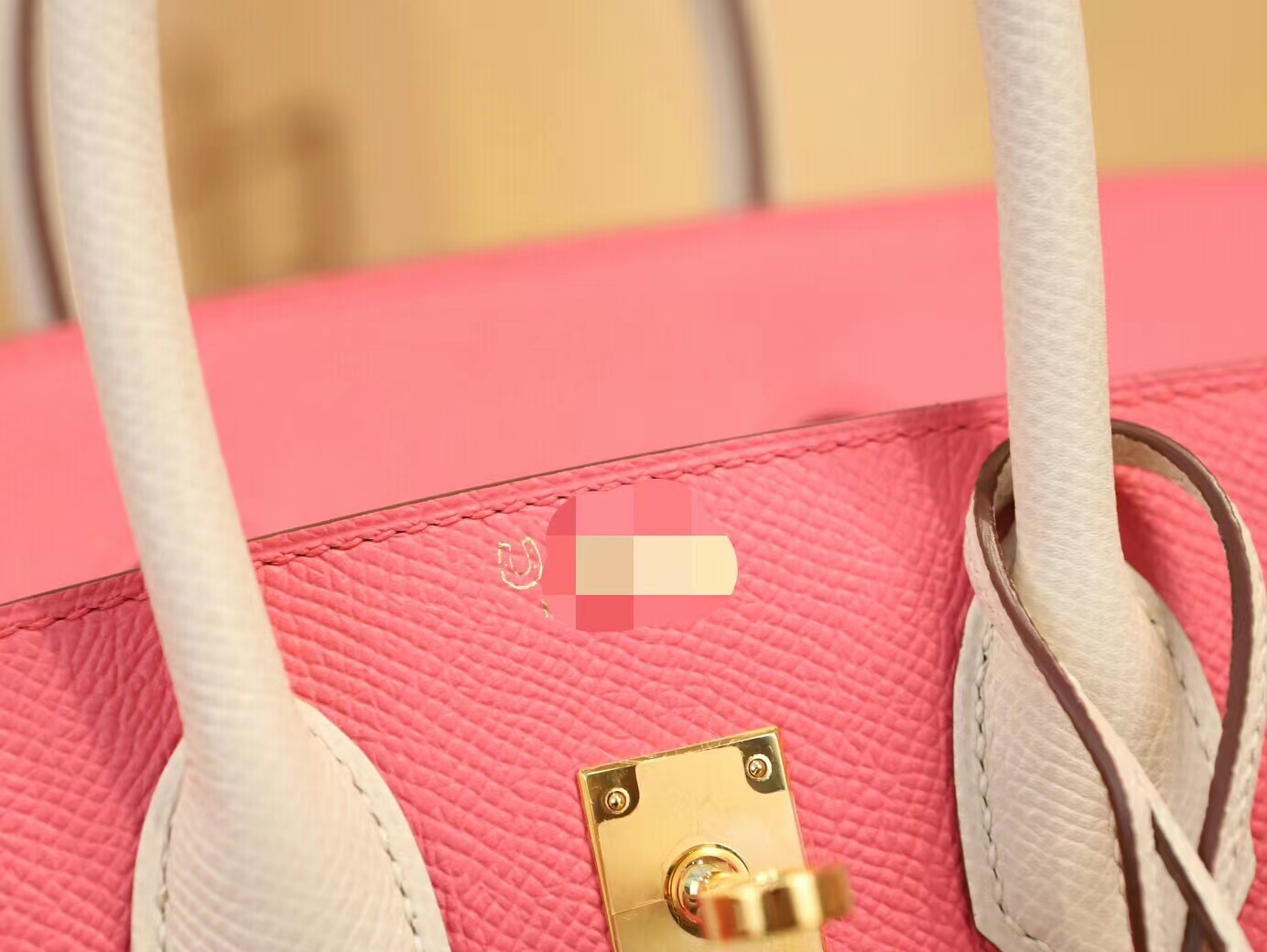 Hermes包包批发 爱马仕8W新唇膏粉拼奶昔白铂金包Birkin25CM 金扣