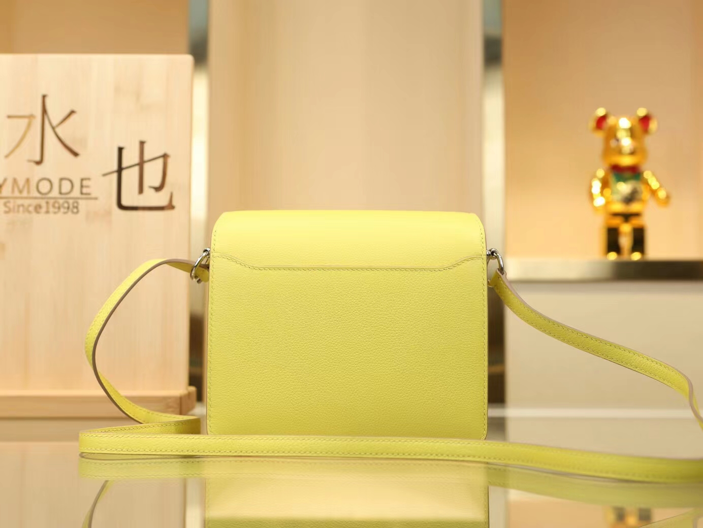 Hermes Roulis18CM 爱马仕9R柠檬黄Lime Evercolor皮猪鼻子包斜挎女包