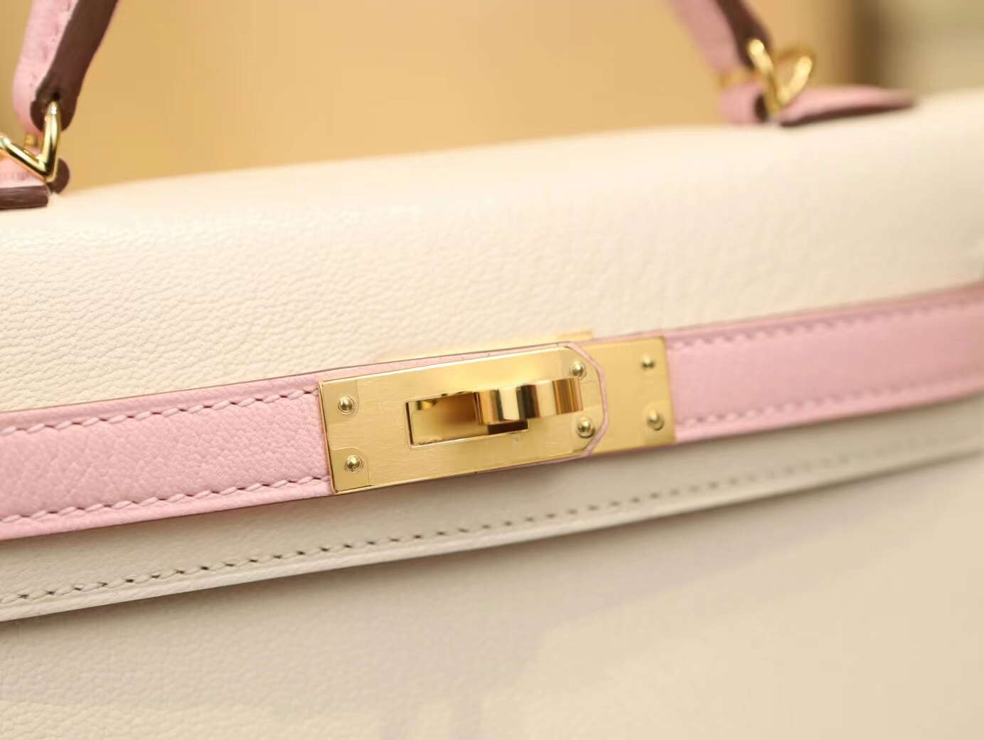 Hermes Mini Kelly 2代 爱马仕I2奶油白拼3Q水粉色山羊皮拼色二代迷你凯莉包