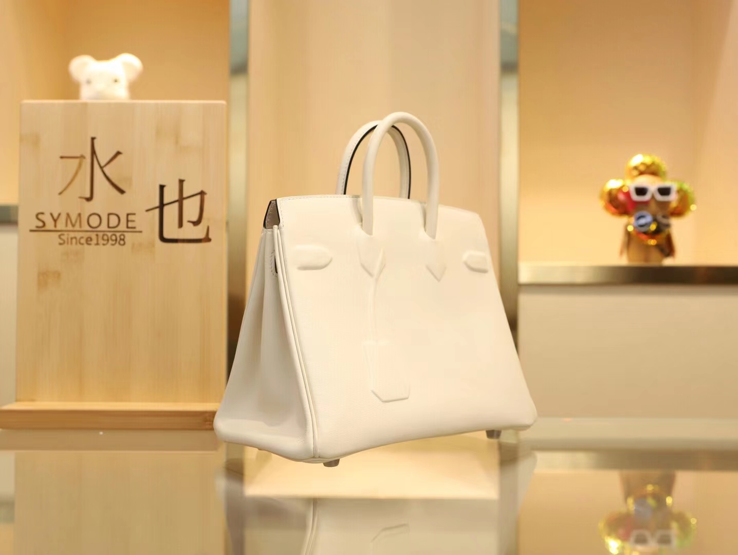 爱马仕新款女包  Hermes浮雕设计铂金包Birkin Shadow25CM I2奶油白NATA