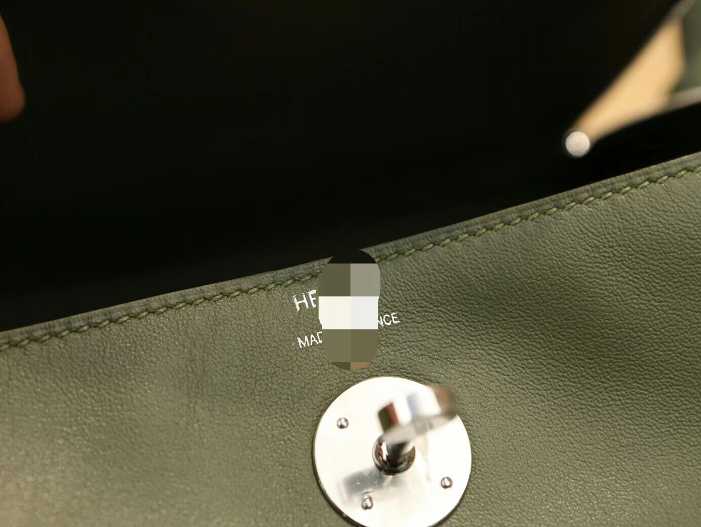 Hermes Lindy26CM 爱马仕V6军绿色Swift皮琳迪包手提单肩女包 银扣
