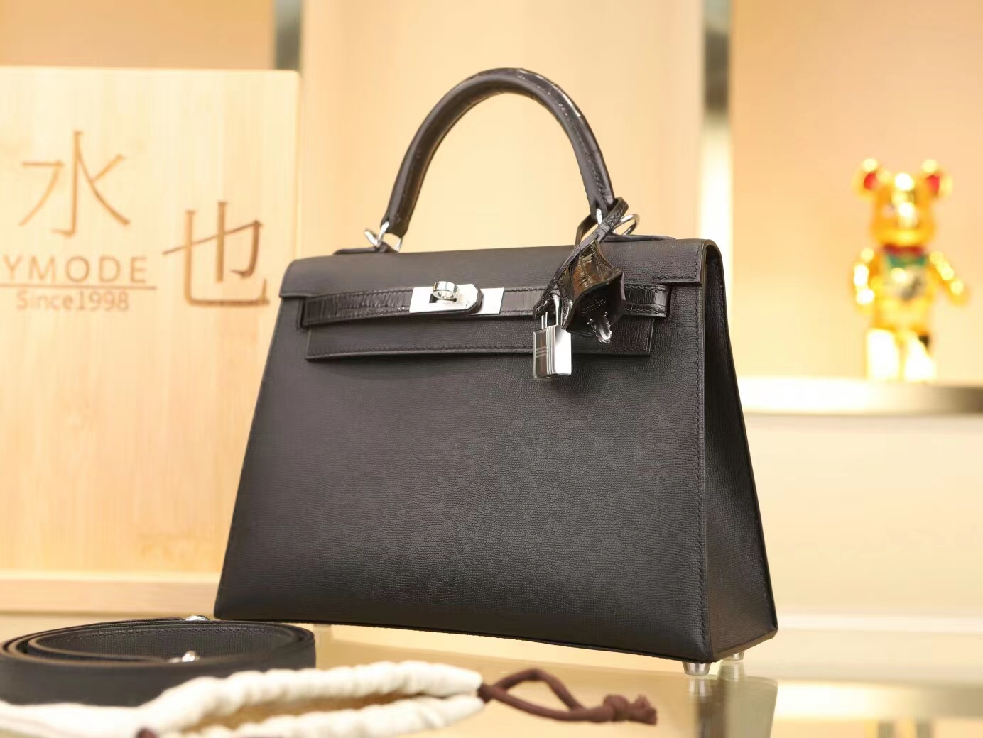 Hermes Kelly Touch25CM 爱马仕黑色Madame皮拼亮面鳄鱼皮凯莉包 银扣