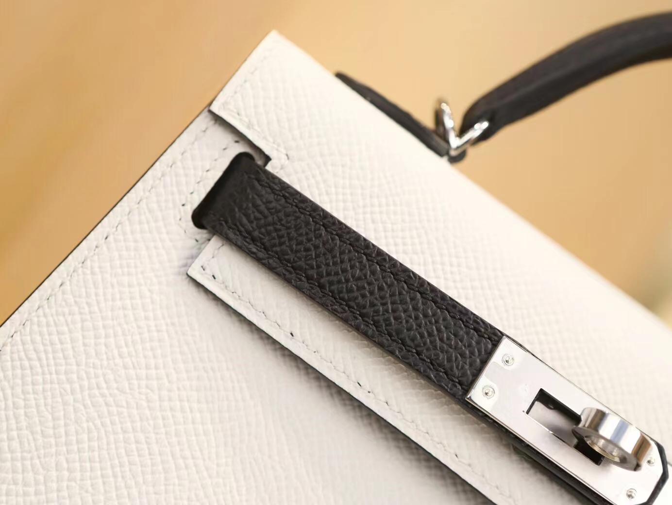 Hermes Mini Kelly二代19CM 爱马仕黑色拼白色Epsom皮二代迷你凯莉包