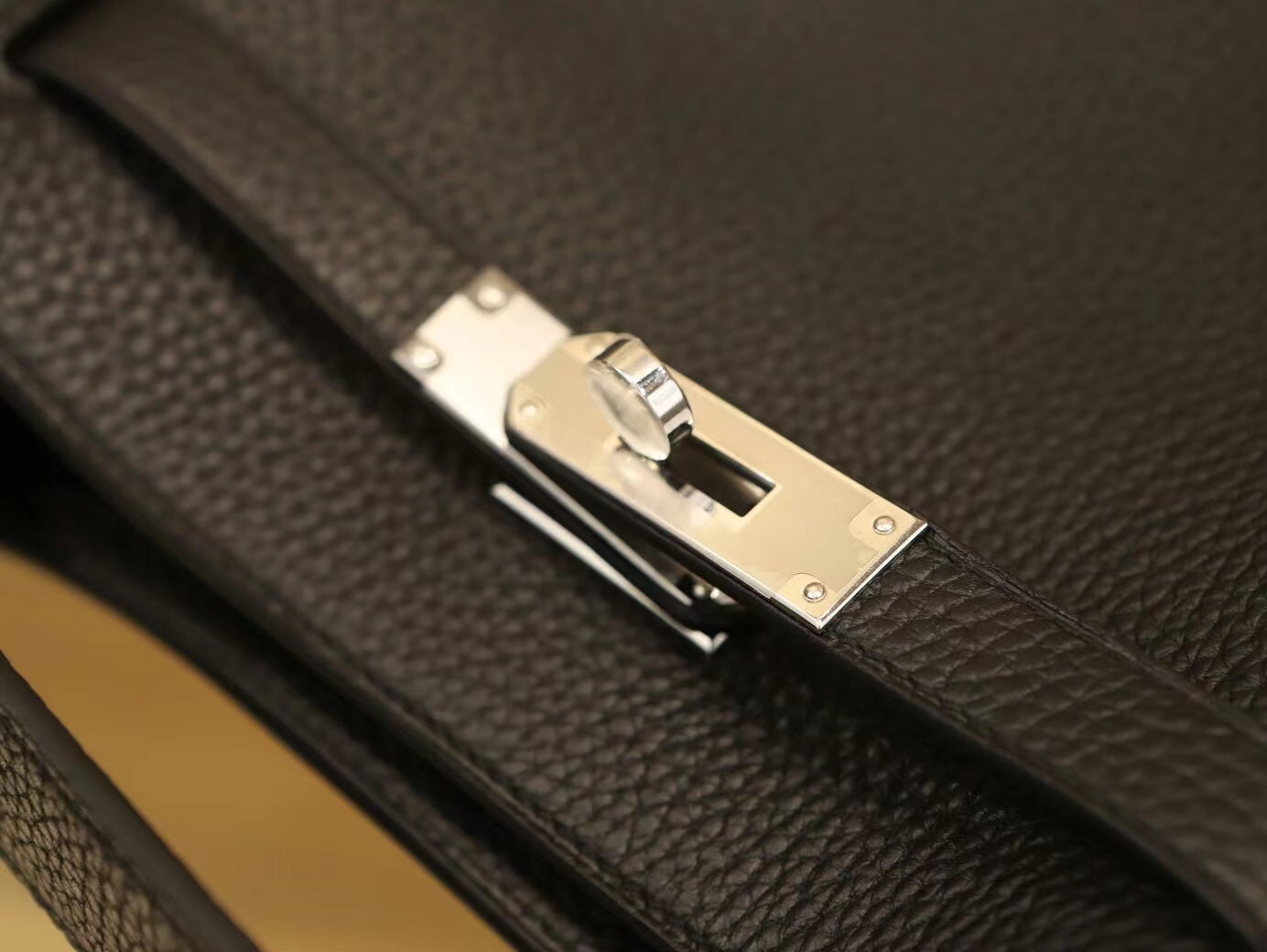 爱马仕包包官网 Hermes Sokelly22CM 89黑色Togo牛皮单肩斜挎包 银扣