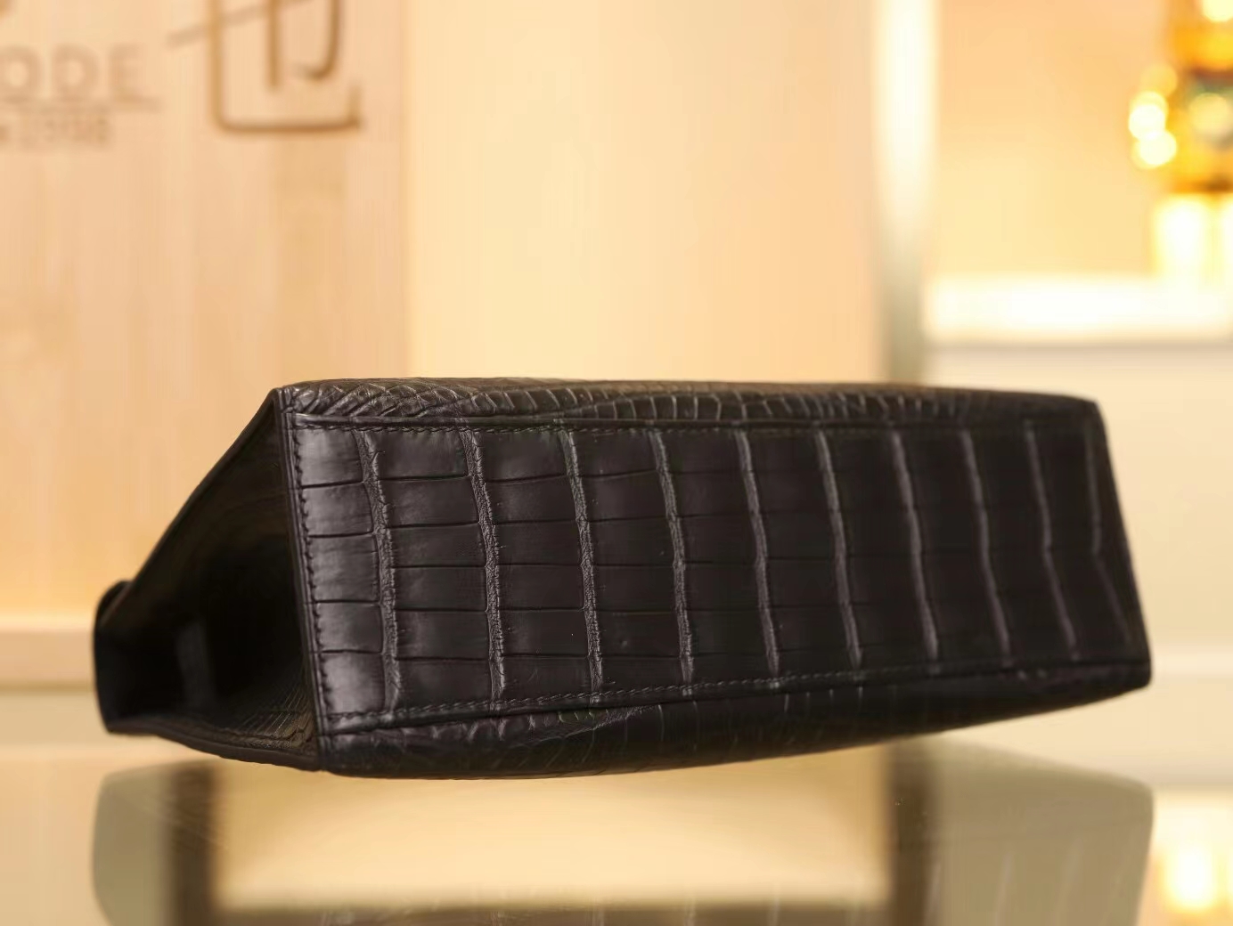 Hermes爱马仕黑色雾面鳄鱼皮迷你凯莉包Mini kelly pochette22CM 黑扣