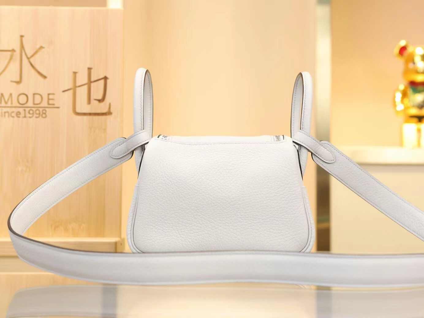 Hermes Mini Lindy19CM 爱马仕T0圣杯蓝TC牛皮迷你琳迪包 银扣