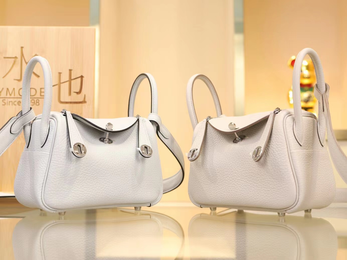 Hermes Mini Lindy19CM 爱马仕T0圣杯蓝TC牛皮迷你琳迪包 银扣