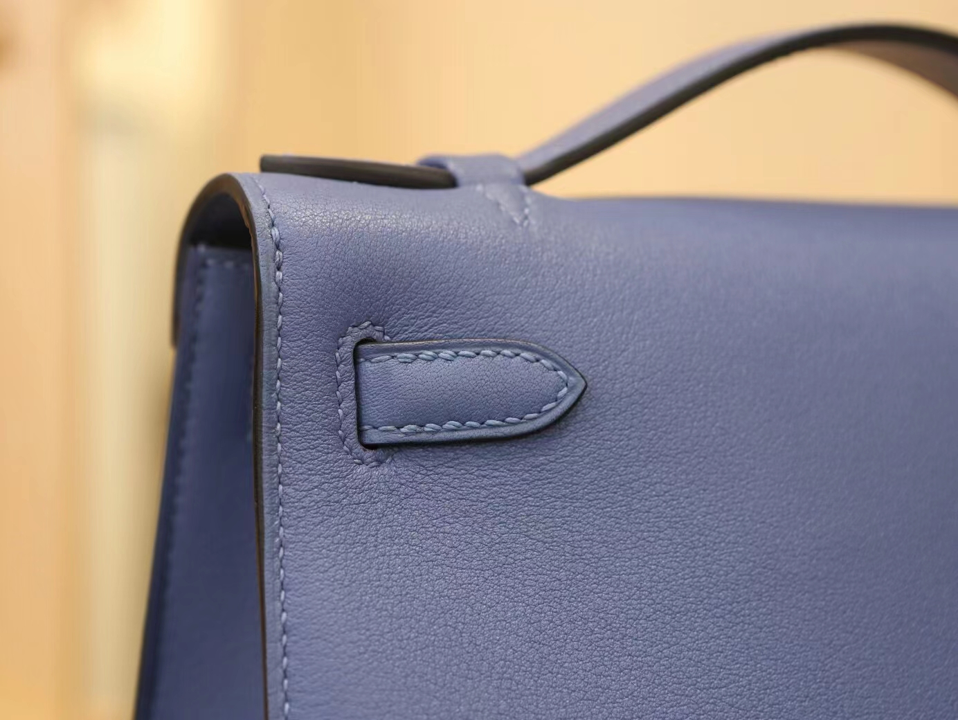 水也名品Hermes Mini Kelly Pochette22cm 7E明蓝色Swift牛皮手拿包 银扣