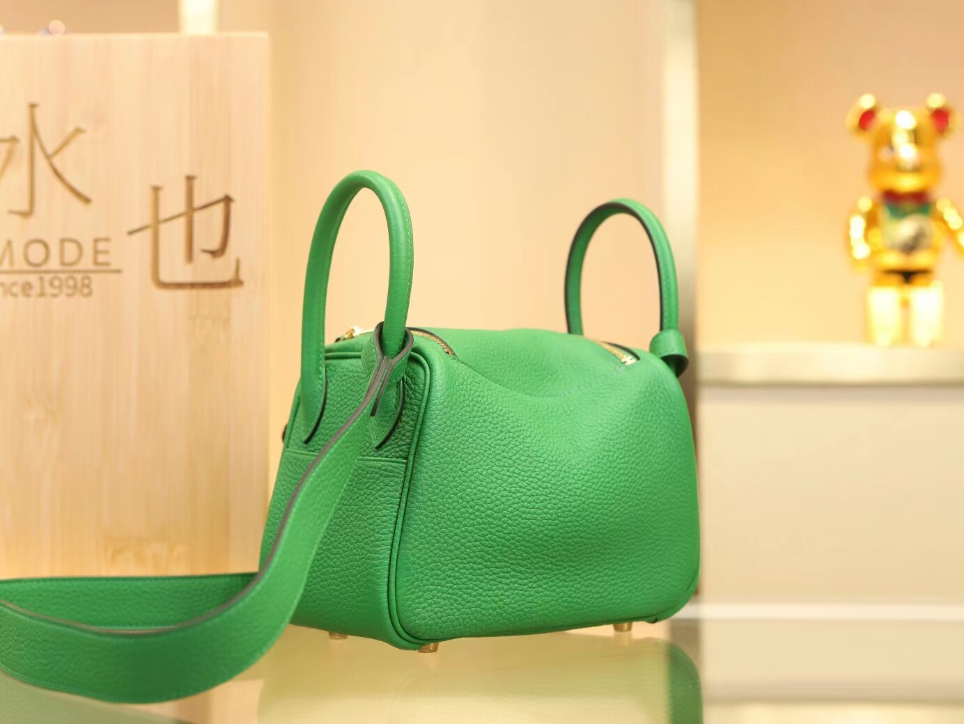 爱马仕女包批发 Herms Mini Lindy19CM 1K竹子绿TC牛皮迷你琳迪包