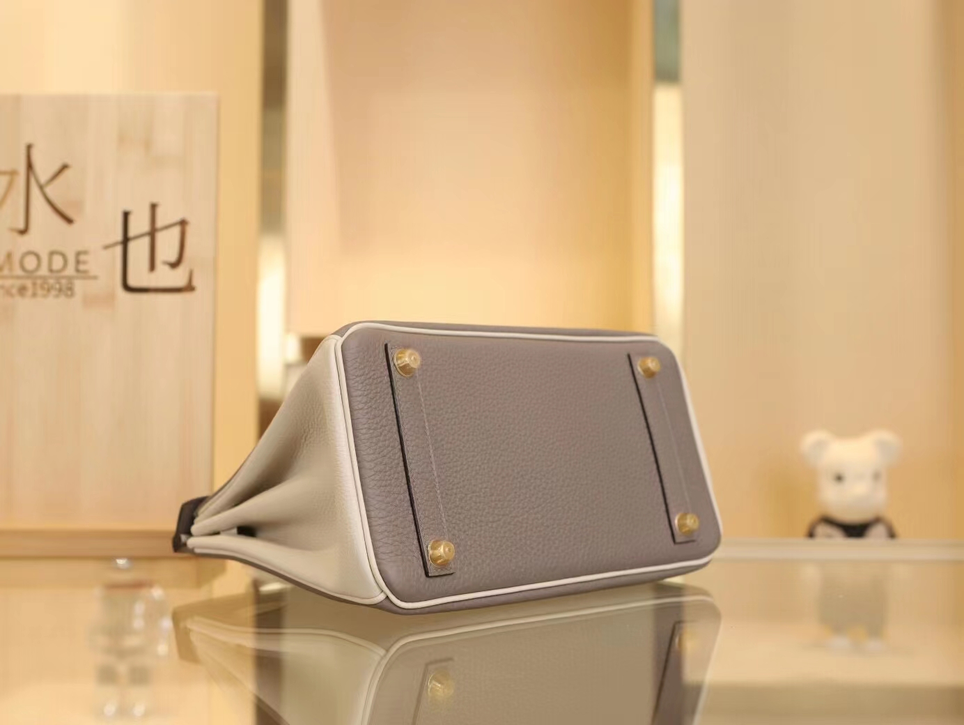 Hermes女包定制  爱马仕M8沥青灰拼奶昔白Togo皮铂金包Birkin25CM 金扣