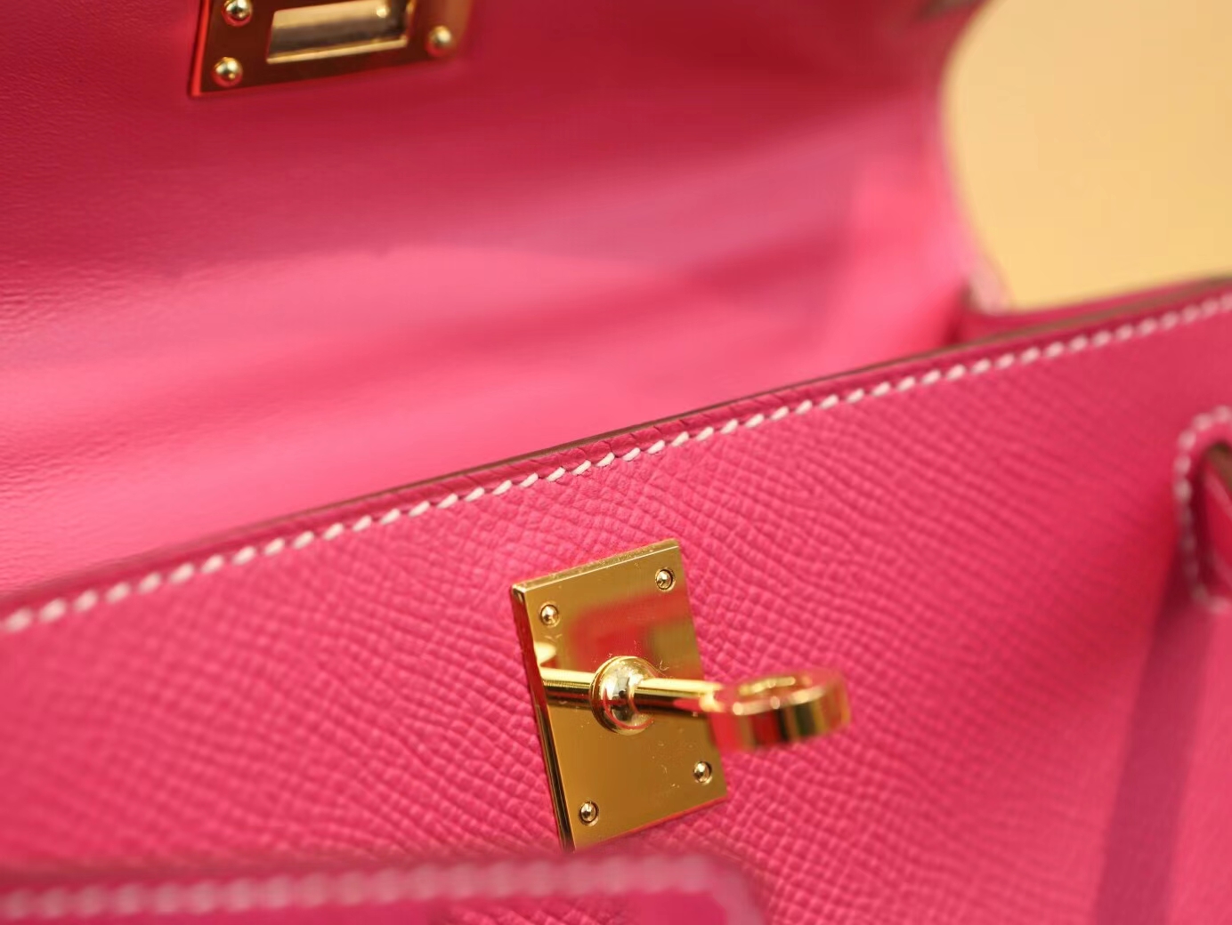 爱马仕包包货源 Hermes E5糖果粉Epsom掌纹牛皮迷你凯莉包二代Mini Kelly19CM