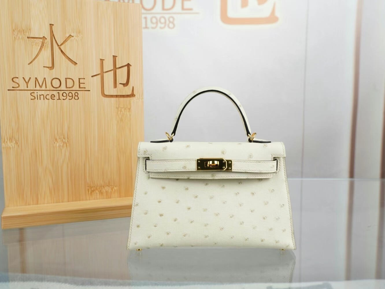爱马仕迷你凯莉包二代 Hermes Mini Kelly19CM I2奶油白Nata鸵鸟皮 金扣