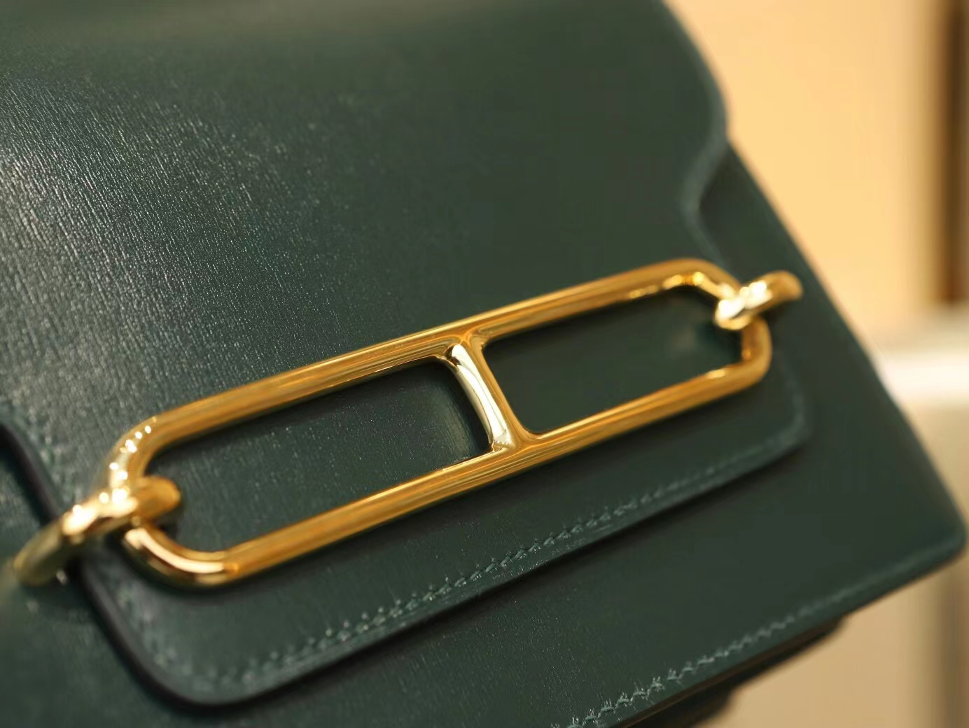 水也名品 Hermes Roulis18CM 爱马仕2Q英国绿Box皮猪鼻子包斜挎包 金扣