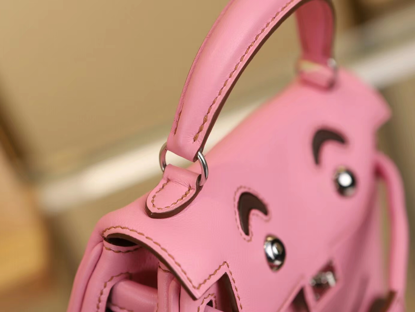 水也名品 Hermes Kelly Doll 16CM 爱马仕樱花粉Swift皮凯莉娃娃包 银扣