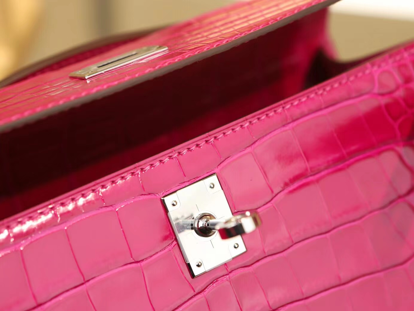 Hermes Mini Kelly Pochette22cm 爱马仕J5天方夜谭粉紫亮面方块鳄鱼迷你凯莉包一代