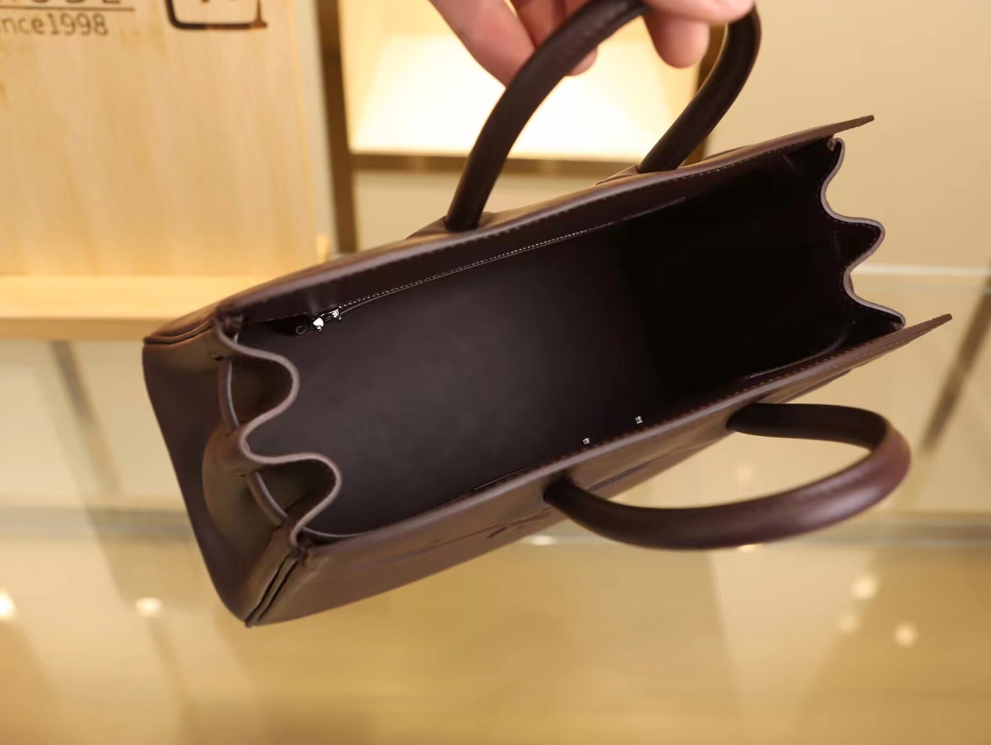 水也名品 爱马仕浮雕设计铂金包 Hermes Birkin Shadow 25CM 0G马鞍红