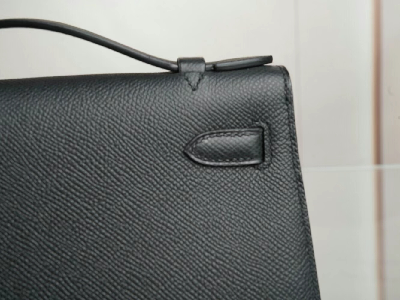 爱马仕迷你凯莉包一代 Hermes 89黑色Epsom皮Mini Kelly Pochette22cm 金扣