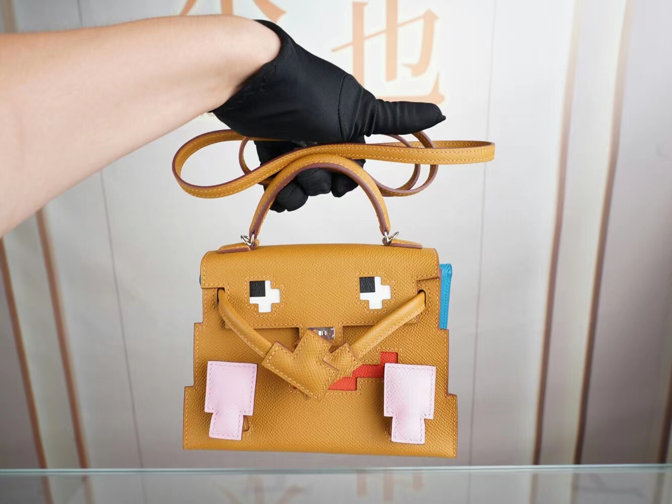 Hermes爱马仕2022新款2S芝麻色Epsom皮马赛克娃娃包Kelly Doll Picto