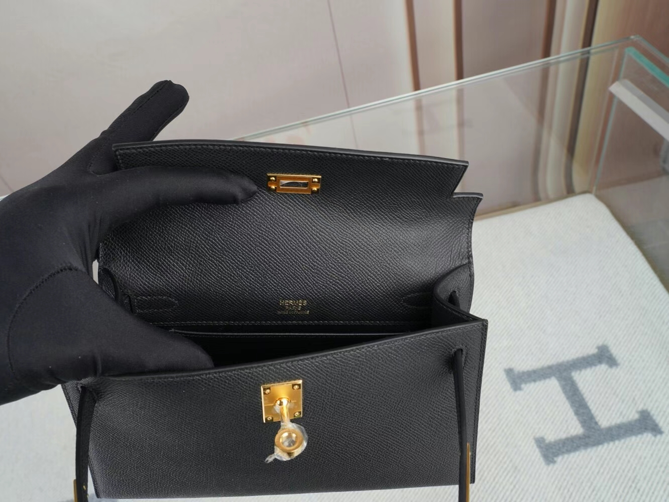 爱马仕迷你凯莉包一代 Hermes 89黑色Epsom皮Mini Kelly Pochette22cm 金扣