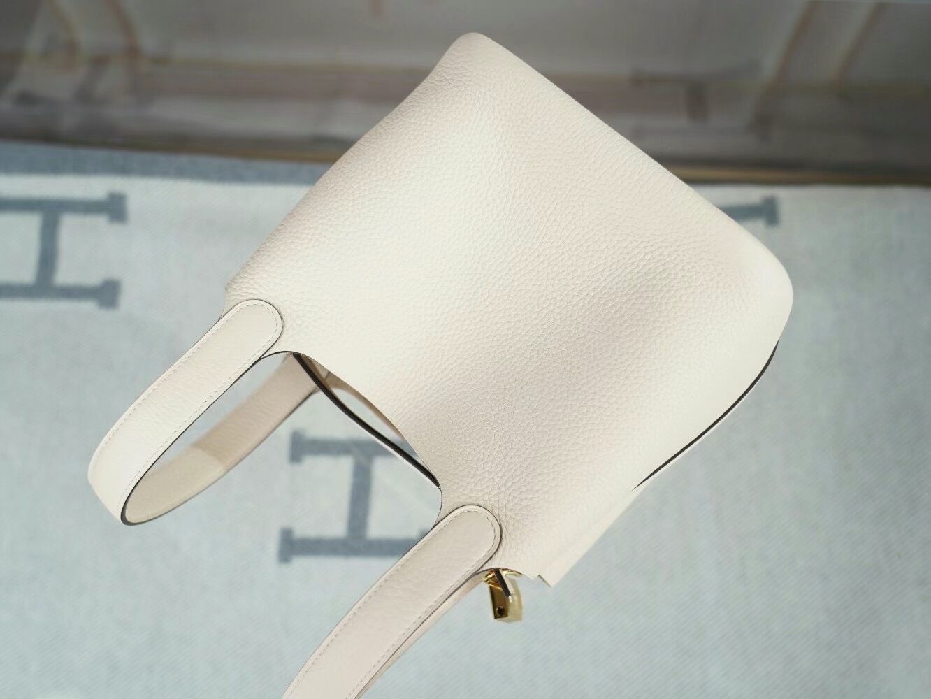 爱马仕水桶包定制 Hermes Picotin Lock18CM I2奶油白NataTC皮 金扣