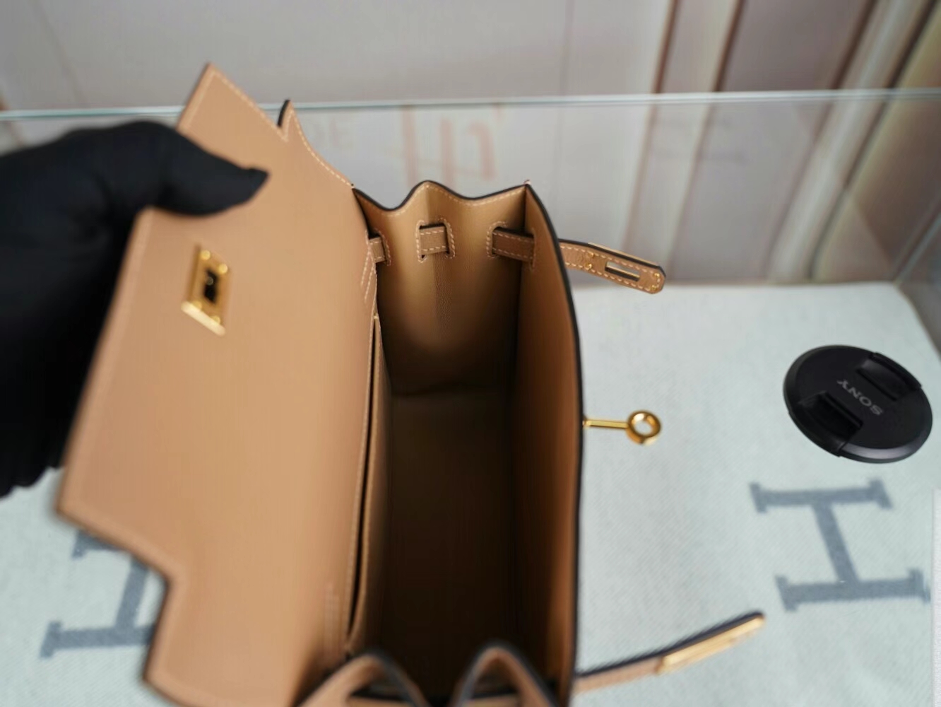 水也名品 爱马仕跳舞包 Hermes 0M奶茶色Chai Evercolor皮Kelly Danse22CM