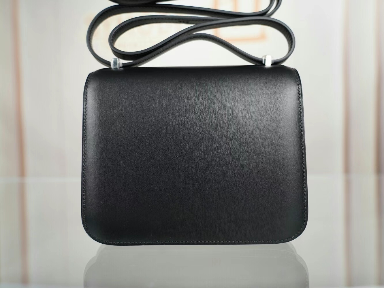 水也名品 Hermes Constance 18CM 89黑色Box光面小牛皮康斯坦包 银扣