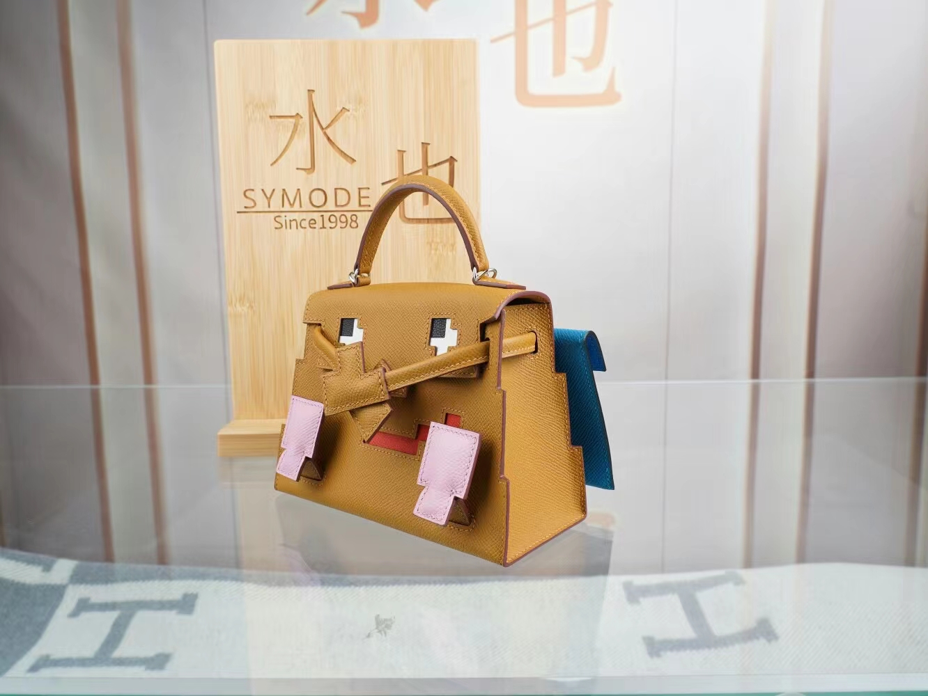Hermes爱马仕2022新款2S芝麻色Epsom皮马赛克娃娃包Kelly Doll Picto
