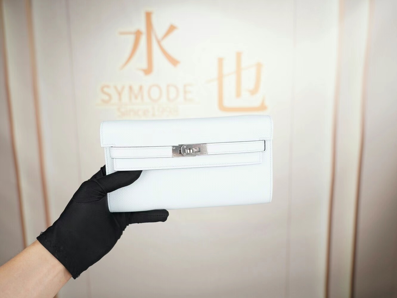 爱马仕包包官网 Hermes Kelly to go T0圣杯蓝Epsom皮凯莉空姐包 银扣