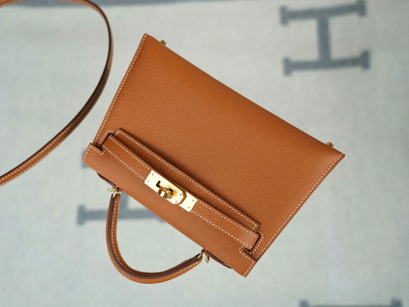 Hermes Mini Kelly19CM 爱马仕CK37金棕色Epsom皮迷你凯莉包二代 金扣