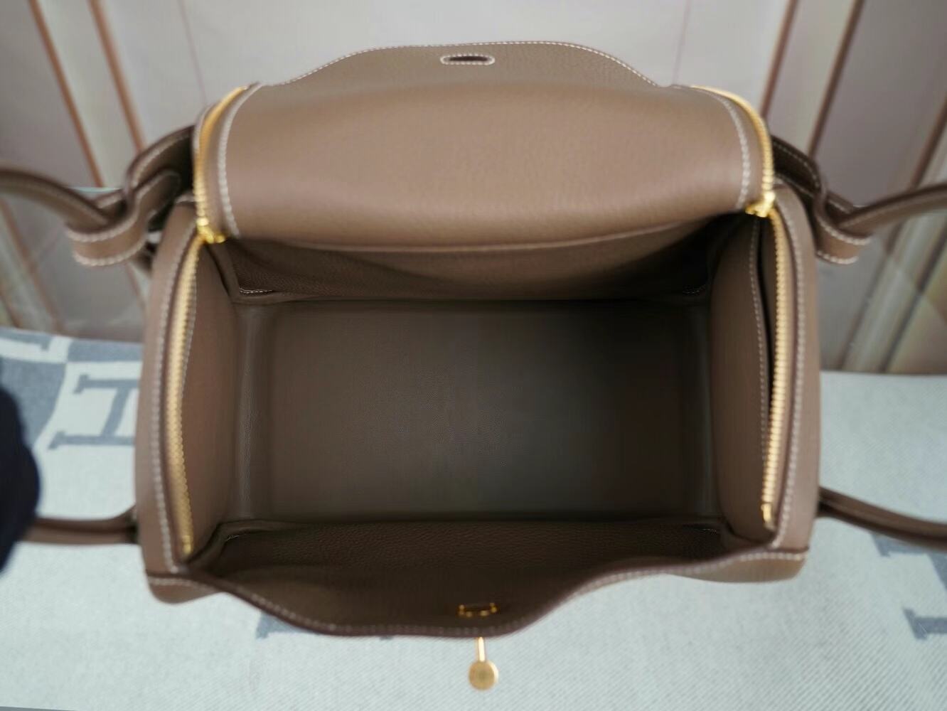水也名品 Hermes Lindy26CM/30CM 爱马仕CC18大象灰TC牛皮琳迪包 金扣