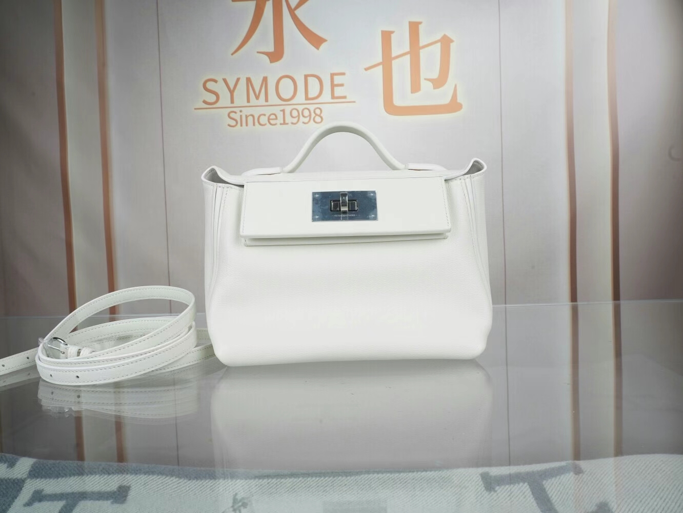 爱马仕包包官网 Hermes Kelly 2424 Mini 纯白色Evercolor拼Swift皮 银扣
