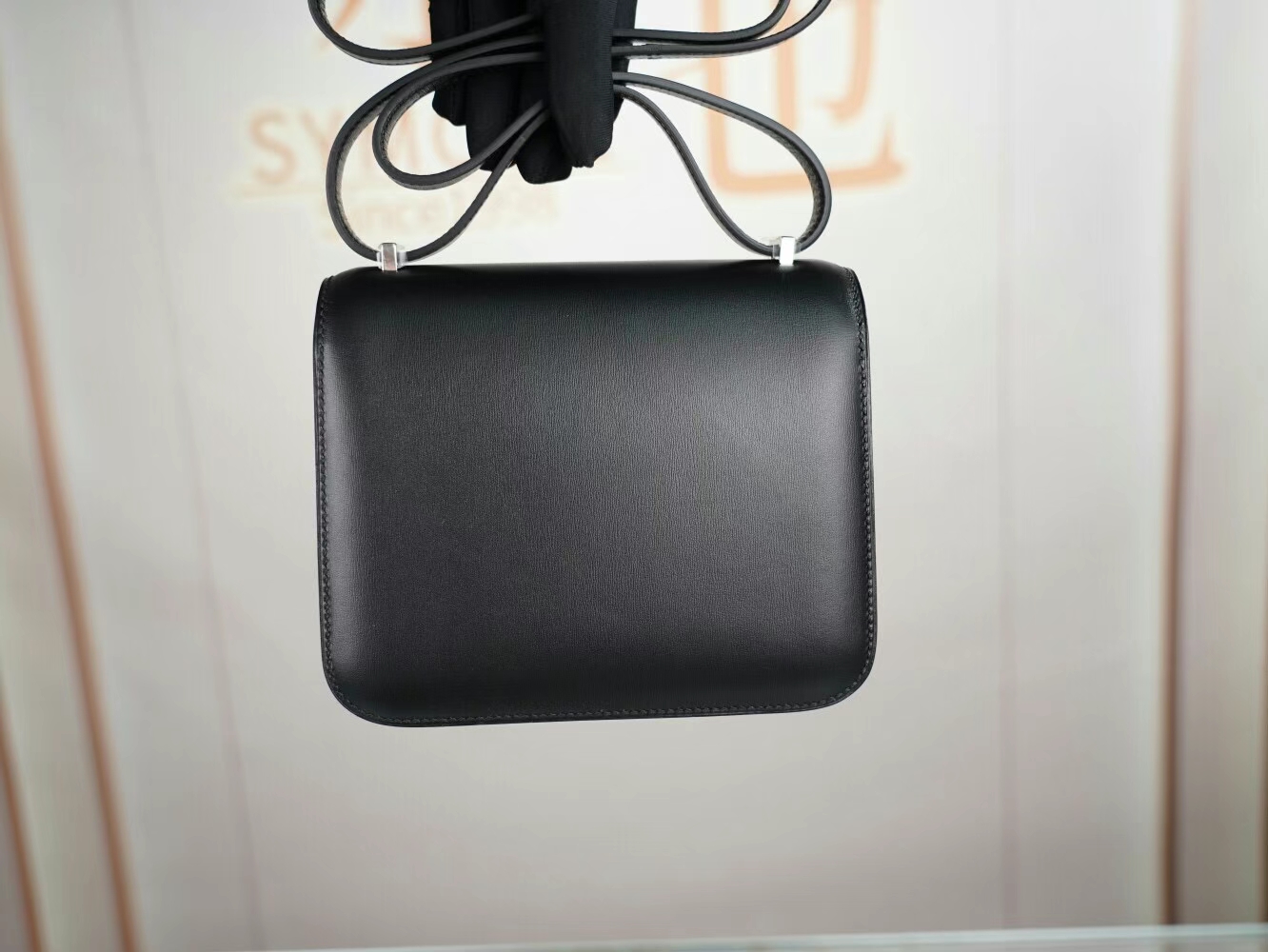 水也名品 Hermes Constance 18CM 89黑色Box光面小牛皮康斯坦包 银扣