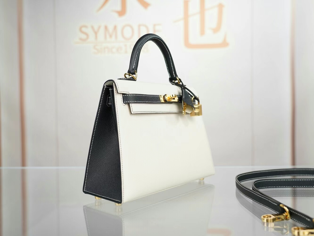 爱马仕限量熊猫包 Hermes Kelly 25CM 奶昔白拼黑色Epsom皮凯莉包 金扣
