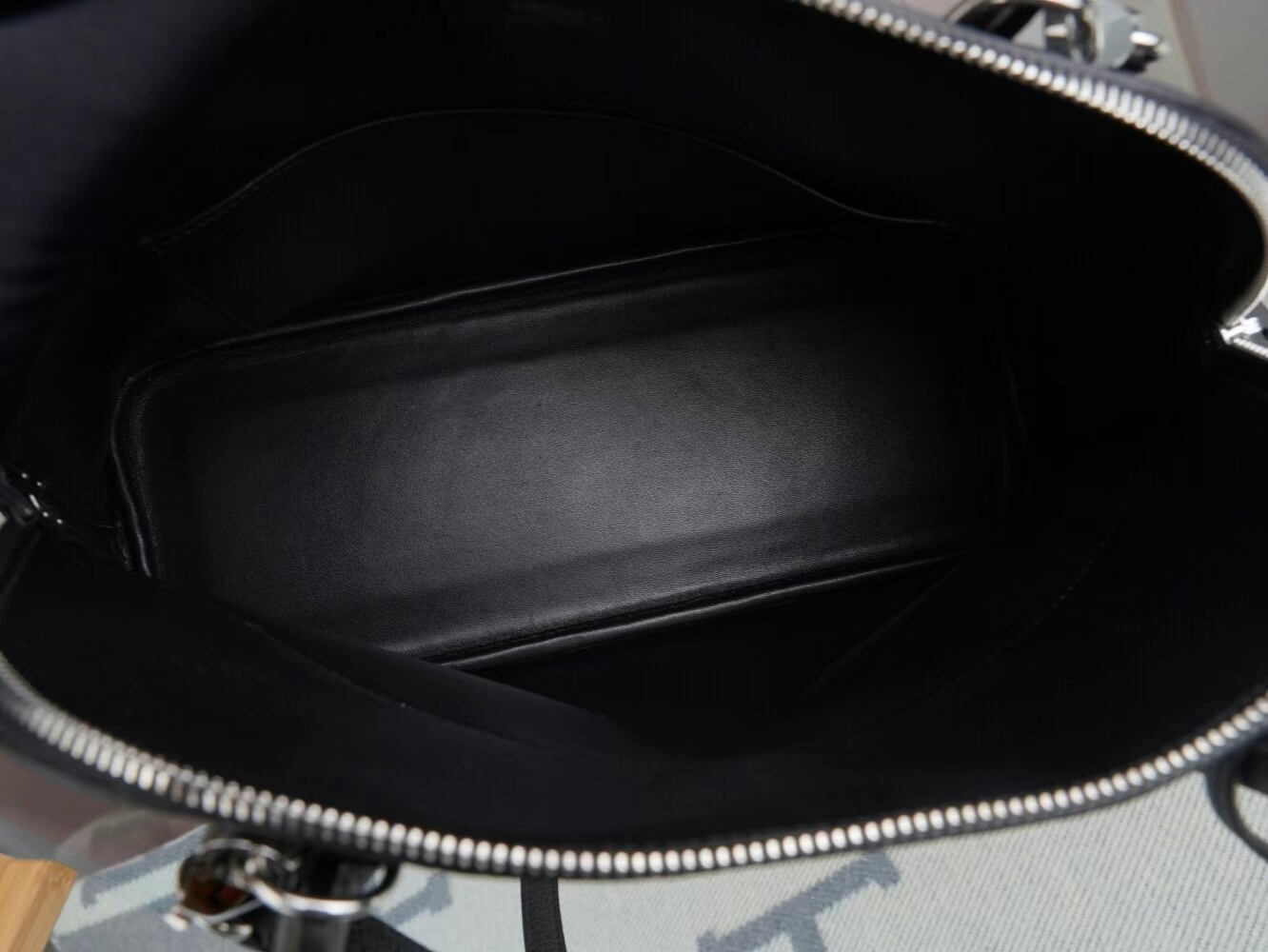 Symode爱马仕包包批发 Hermes Bolide 31CM 89黑色Noir TC牛皮保龄球包 银扣